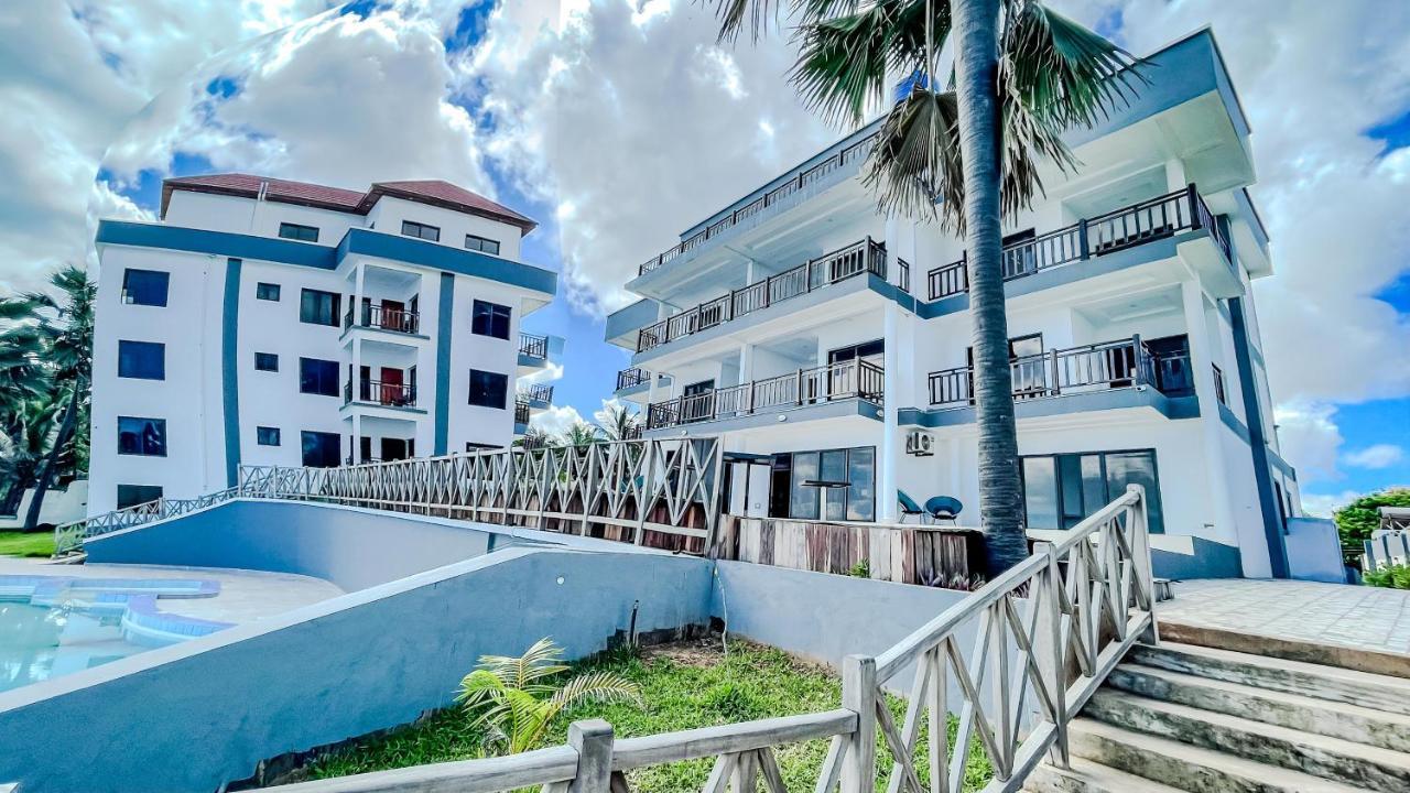 Majula Boutique Hotel Serrekunda Εξωτερικό φωτογραφία