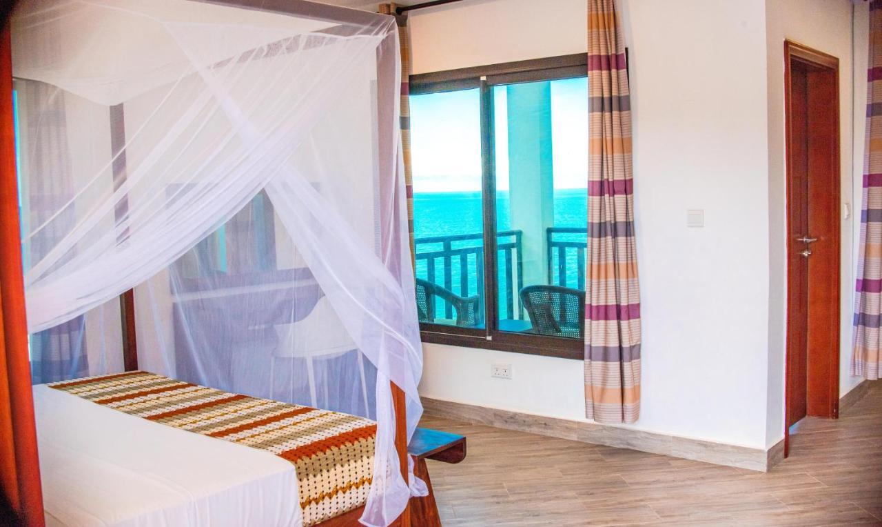 Majula Boutique Hotel Serrekunda Εξωτερικό φωτογραφία